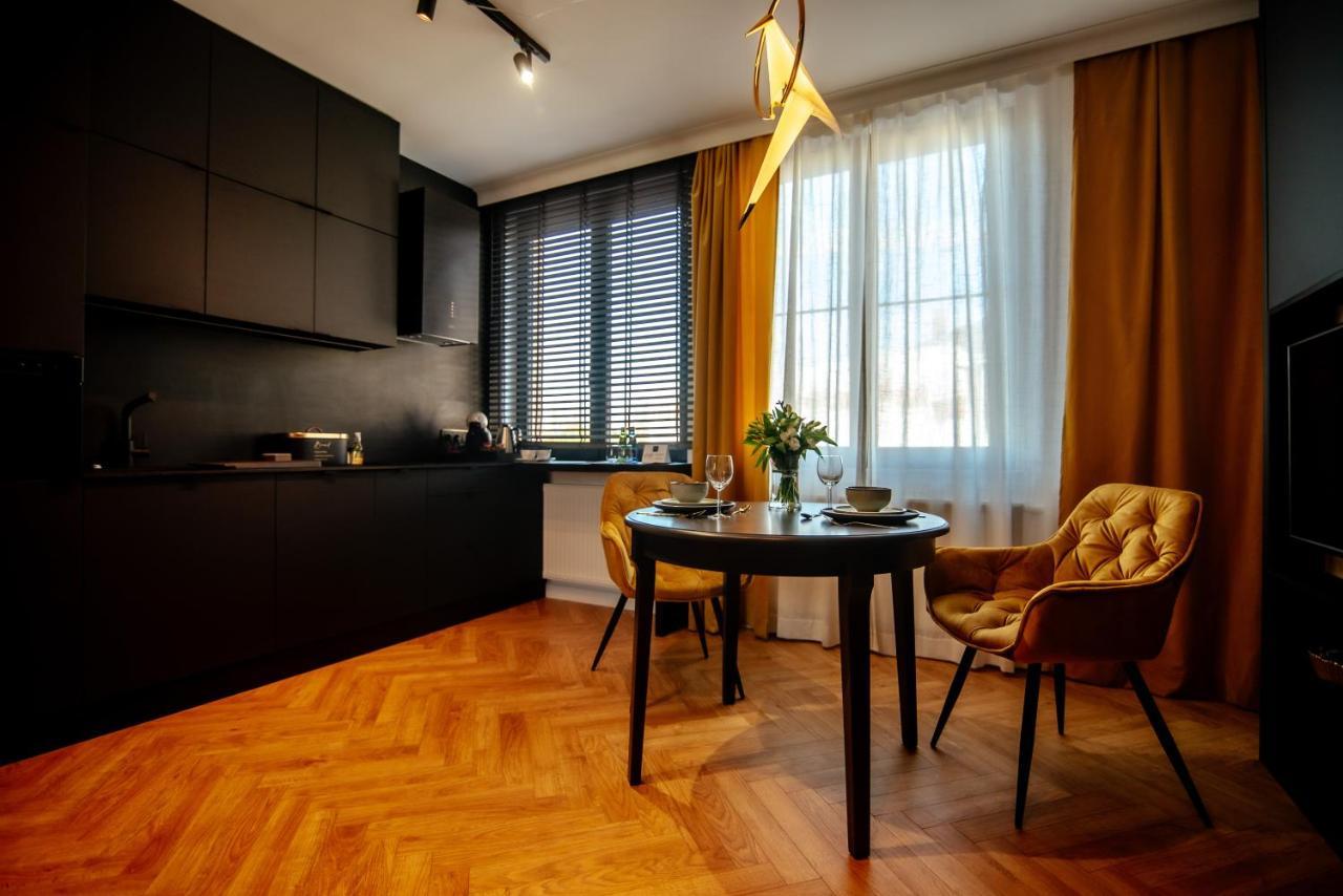 Apartamenty Stare Miasto Zamosc, Prywatny Parking, Winda מראה חיצוני תמונה